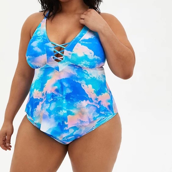 NWOT Torrid MULTI SKY LATTICE WIRELESS TANKINI TOP - Picture 9 of 9